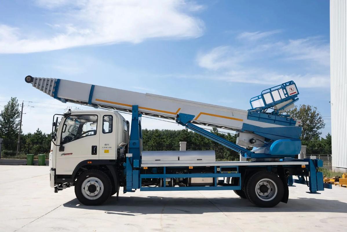 舟山定海云梯上料车租赁费用