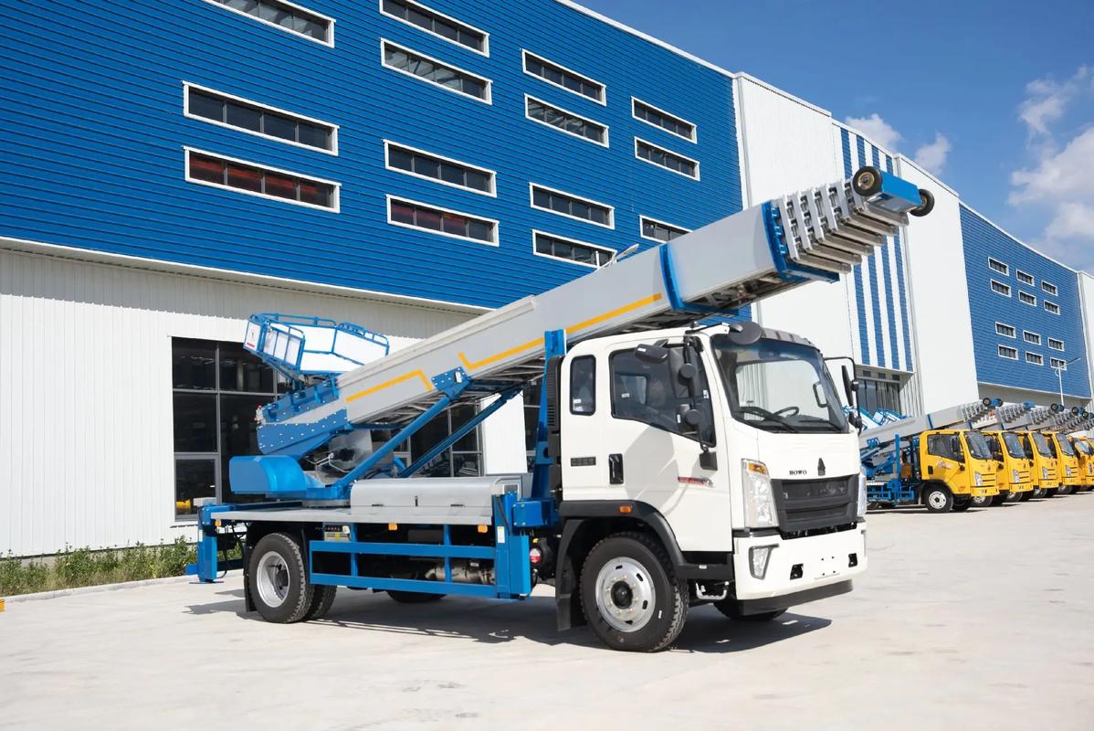 舟山定海出租云梯车高空作业车 建筑垃圾搬运